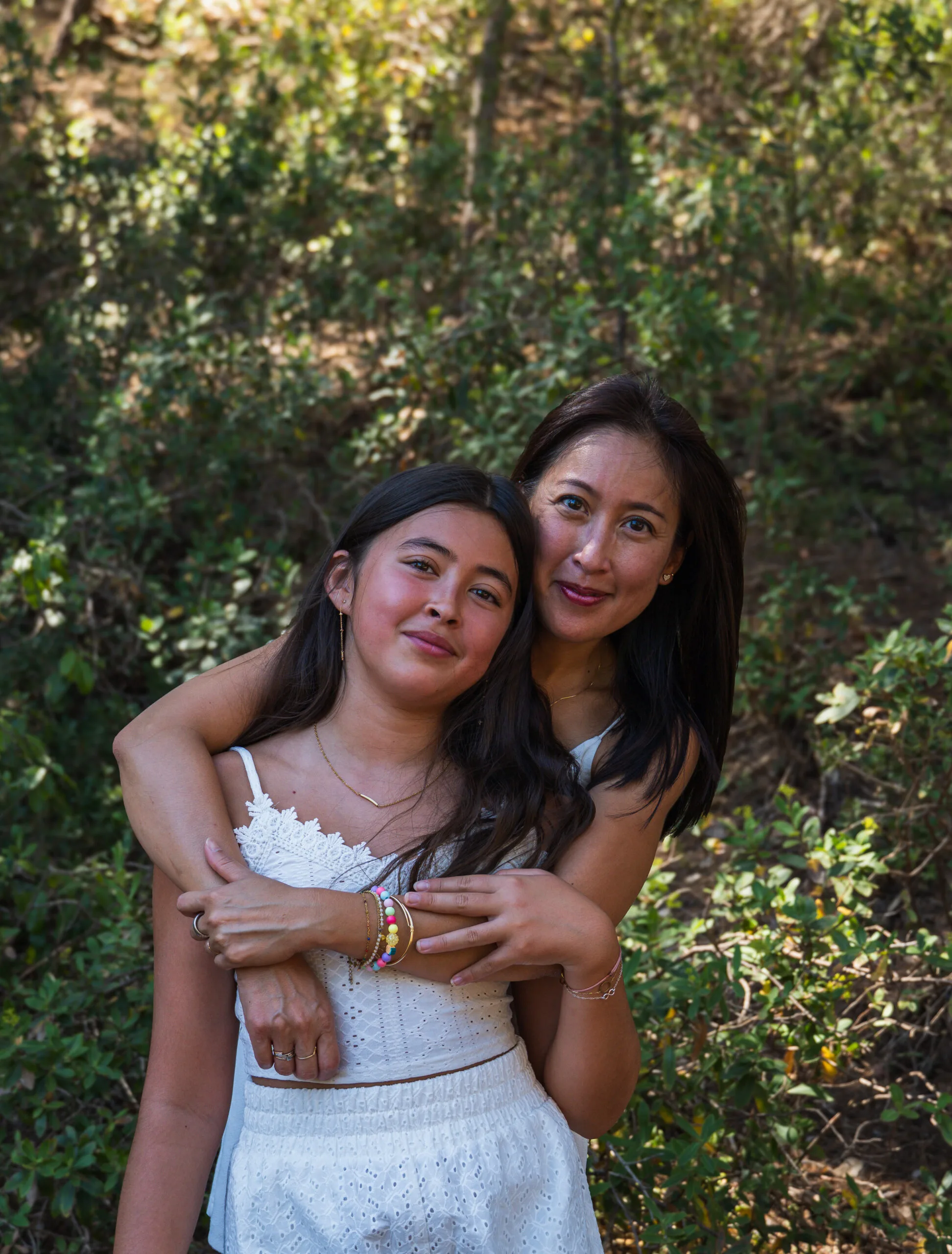 Photo mère-fille en extérieur à Marseille