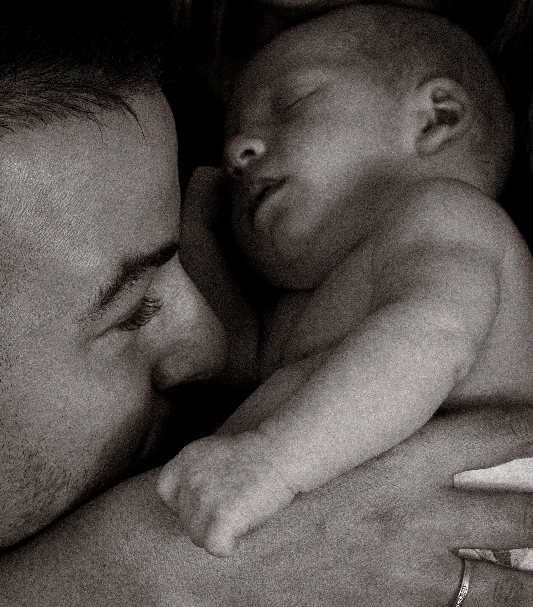 Shooting nouveau-né à domicile à Marseille