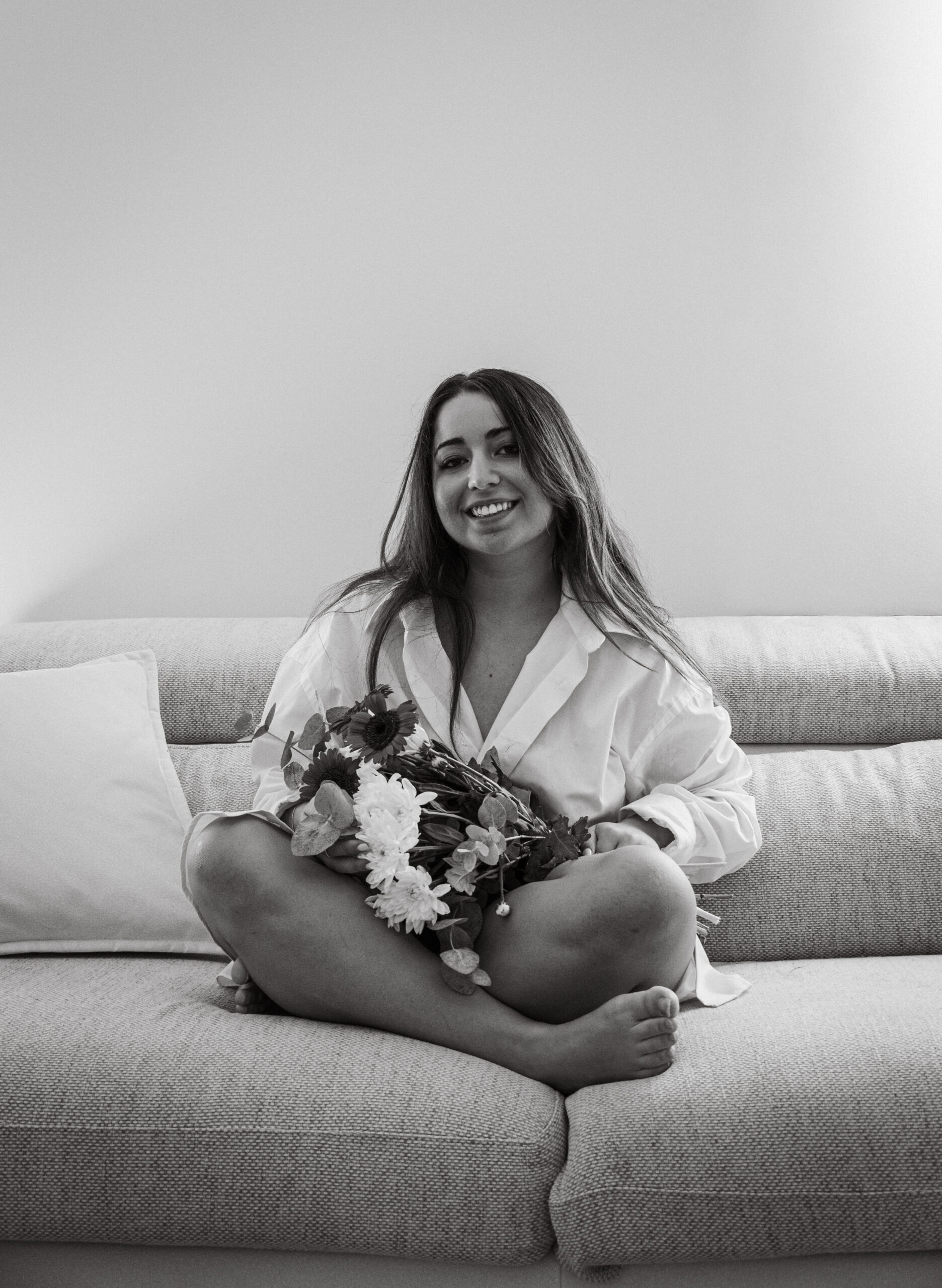 Shooting portrait boudoir floral, mise en valeur de la féminité
