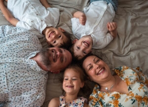 Photo de famille parents-enfants à la Ciotat